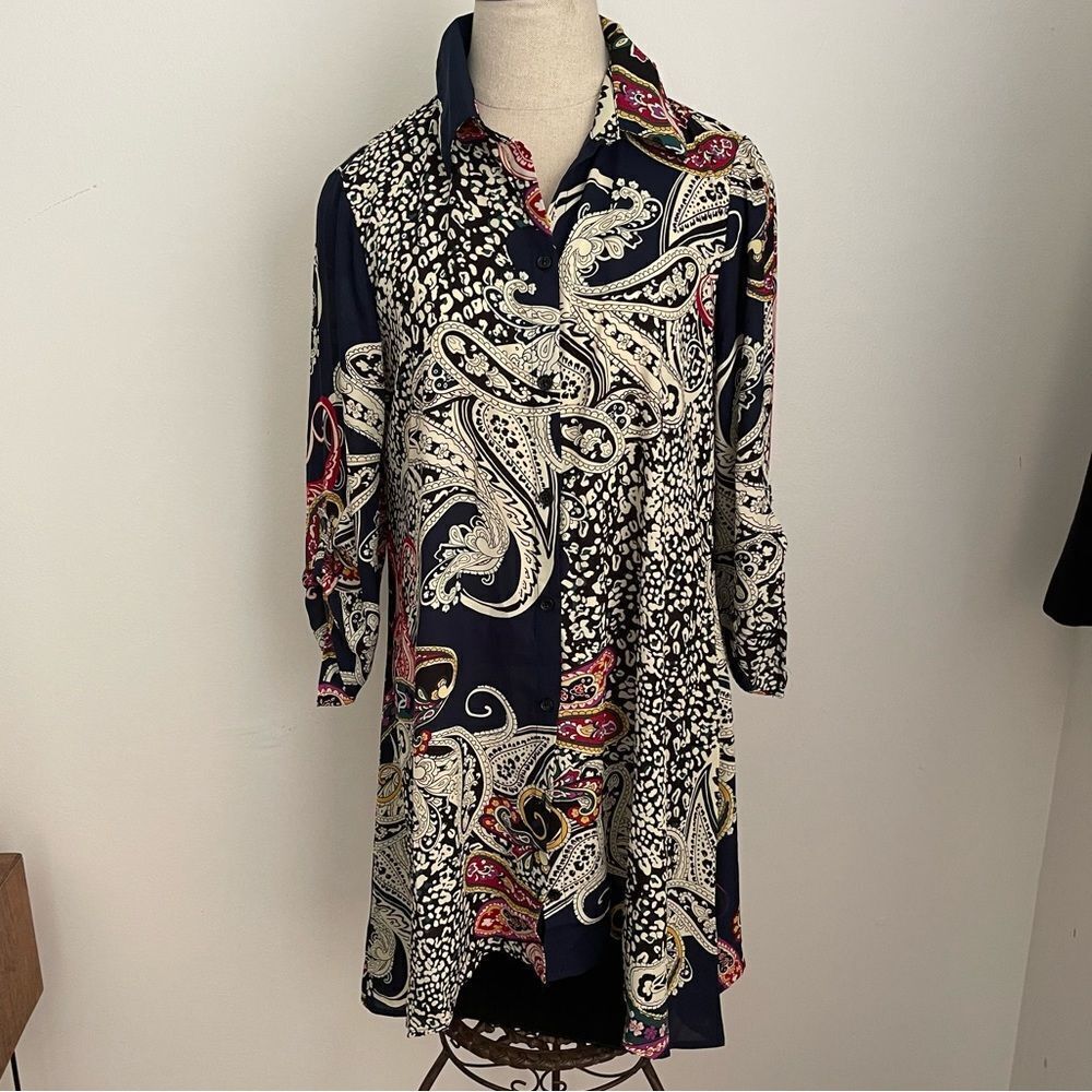 NWT Melissa Paige size Small Paisley flowy shirt